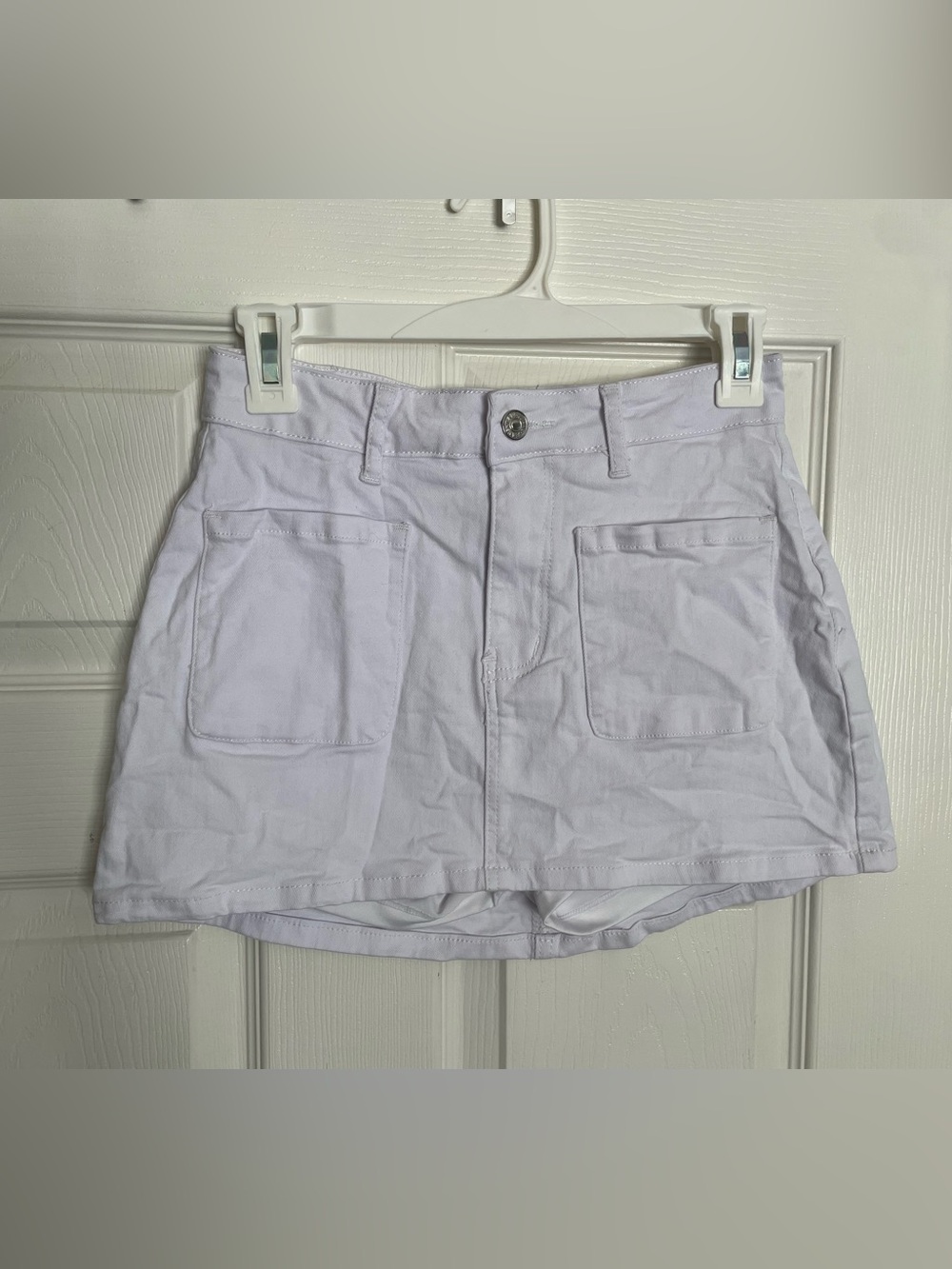 Eddoyee Size Small White High-Rise Women's Mini skort with Front Pockets